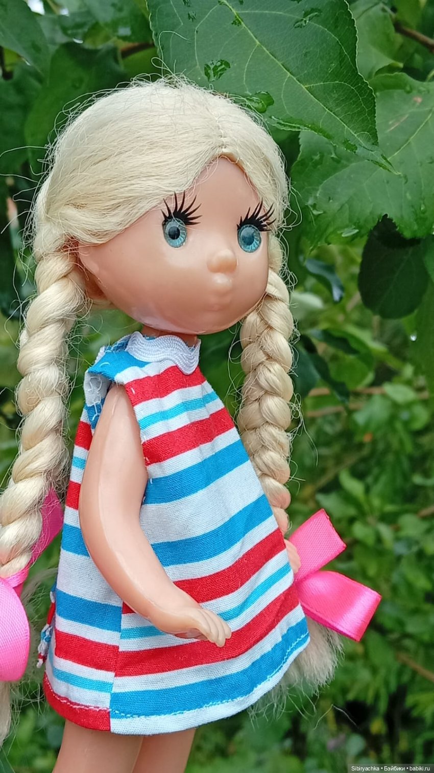 На прогулку в новом платье