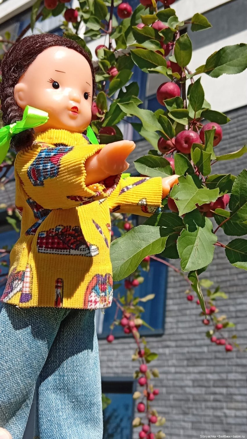 Юляшка на прогулке — Советские винтажные куклы (СССР): Ленигрушка