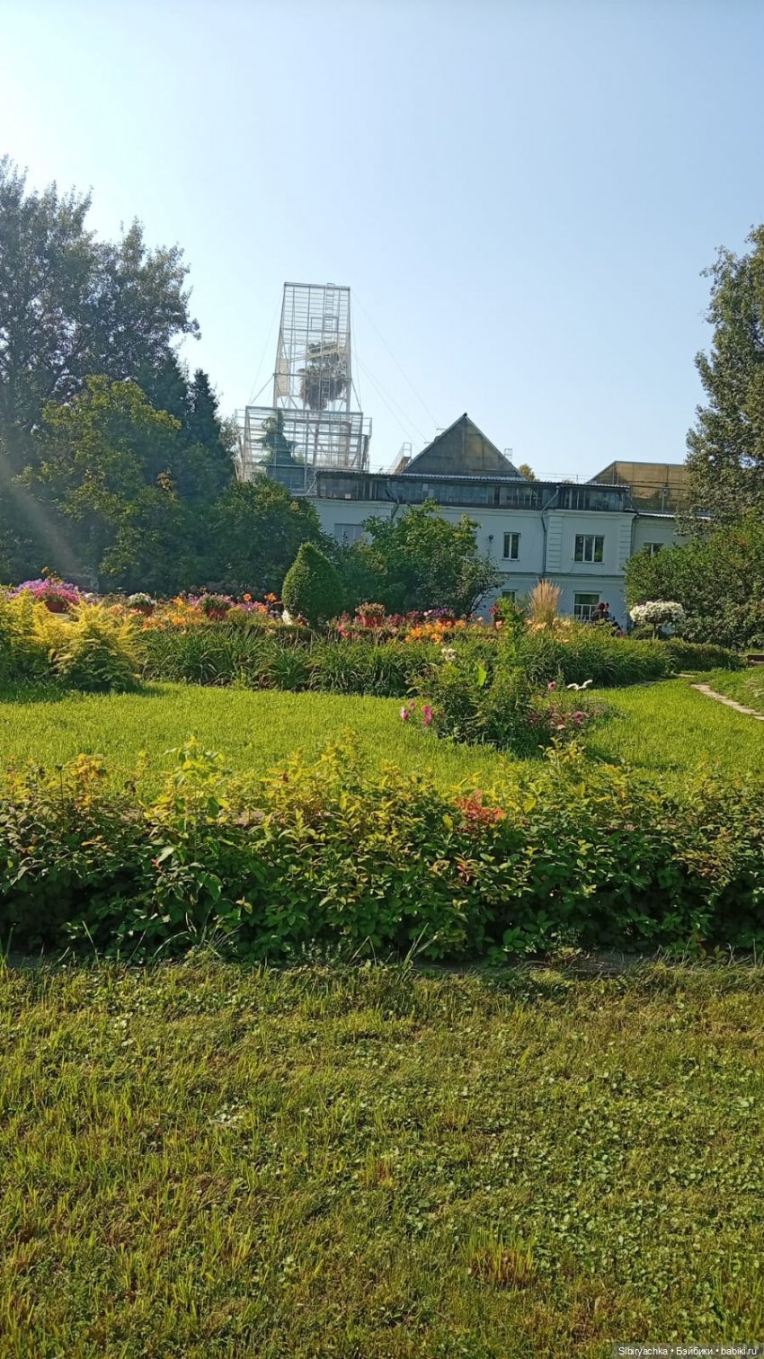 Юляшка в Ботаническом саду. Ч. 2