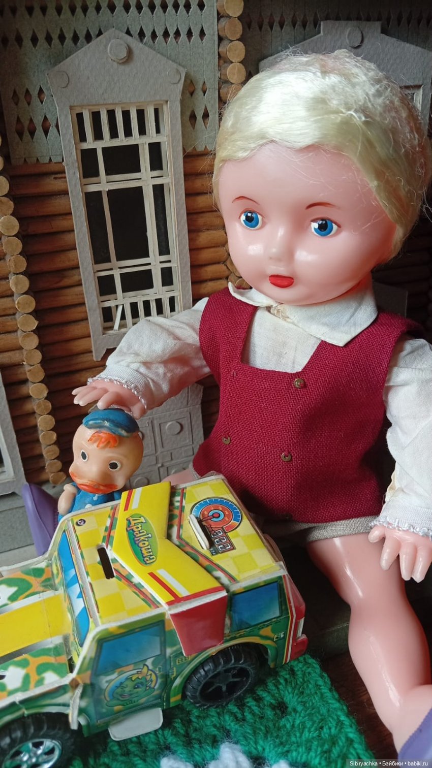 Юри в гостях у бабушки и дедушки