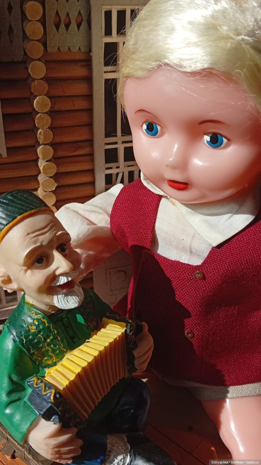 Юри в гостях у бабушки и дедушки