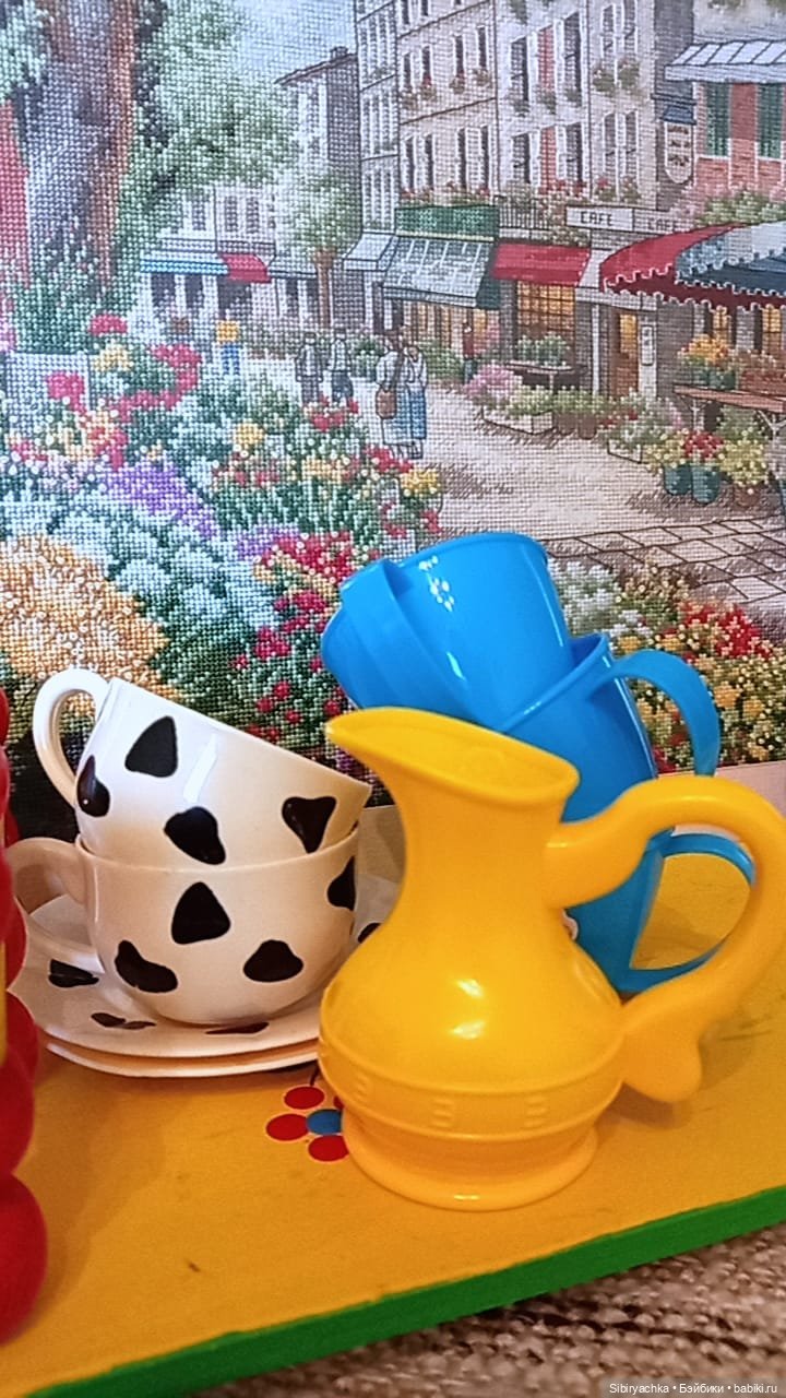 Мы играем, не скучаем и игрушки разбираем
