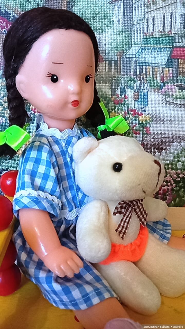 Мы играем, не скучаем и игрушки разбираем