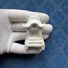 Антикварная фигурка - печка для кукольного домика - 5,5 см х 4 см