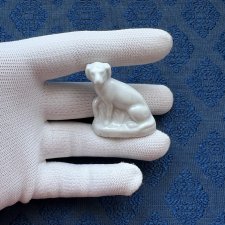 Антикварная фигурка Собачка - 4,2 см