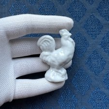 Антикварная фигурка (2) - 5,4 см х 3,8 см