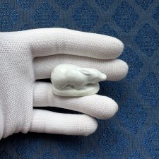 Антикварная фигурка Кролик - 4,2 см х 4,4 см