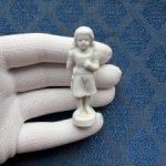 Антикварная фигурка - 6,4 см