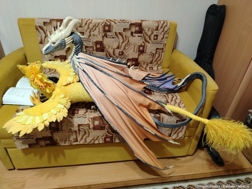 Идиллия в семейной библиотеке