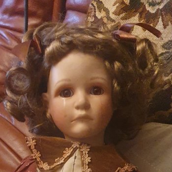 Прошу помочь опознать кукол