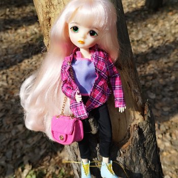 Прогулка Миланы