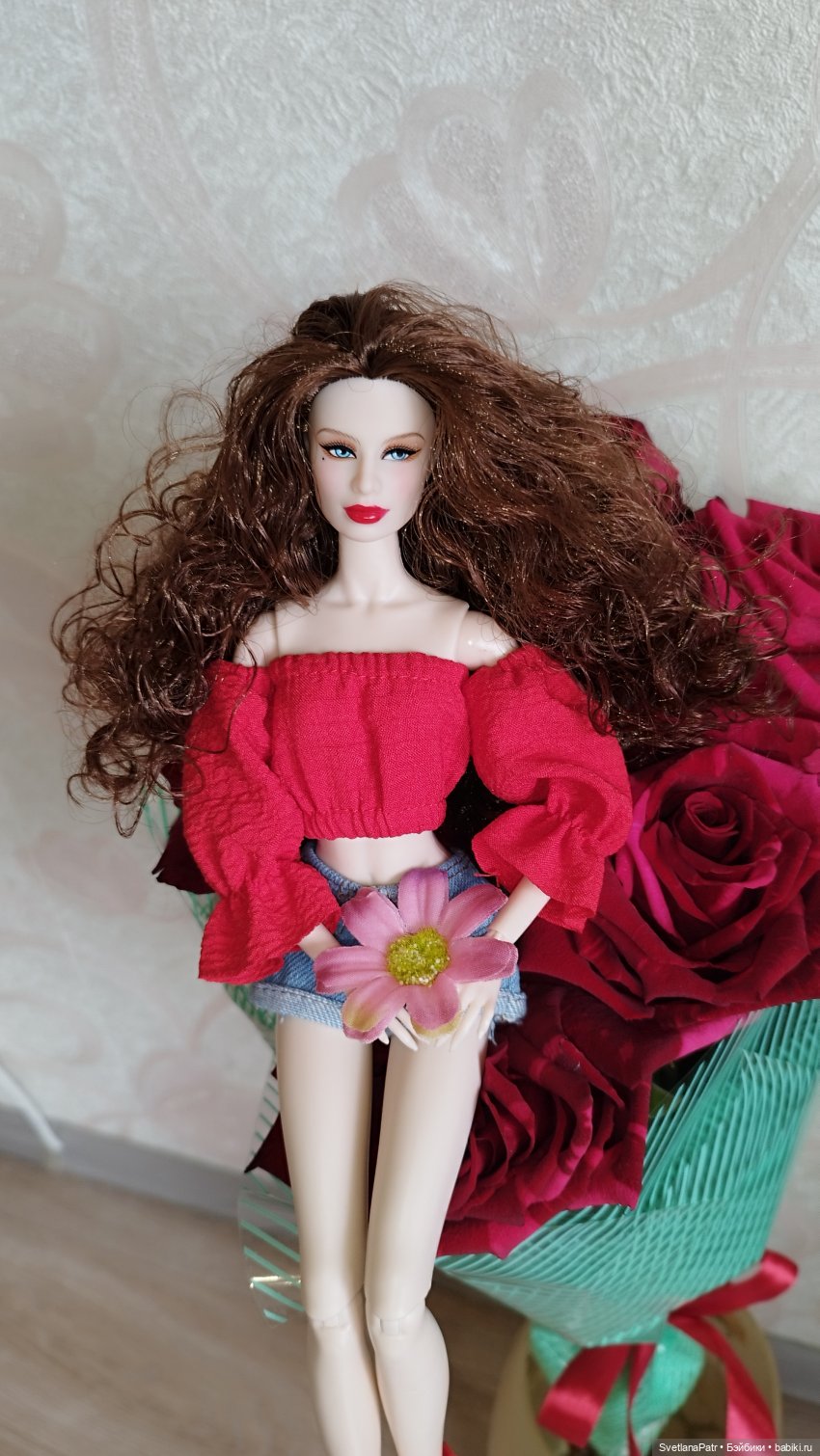 Примерка новых нарядов для кукол xian xian