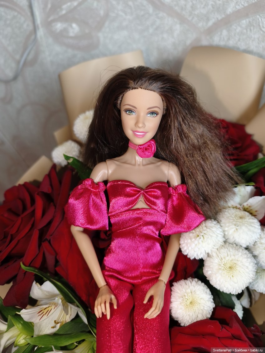 Моя новенькая, Холли — Куклы Barbie (Барби): Looks (фото 10)