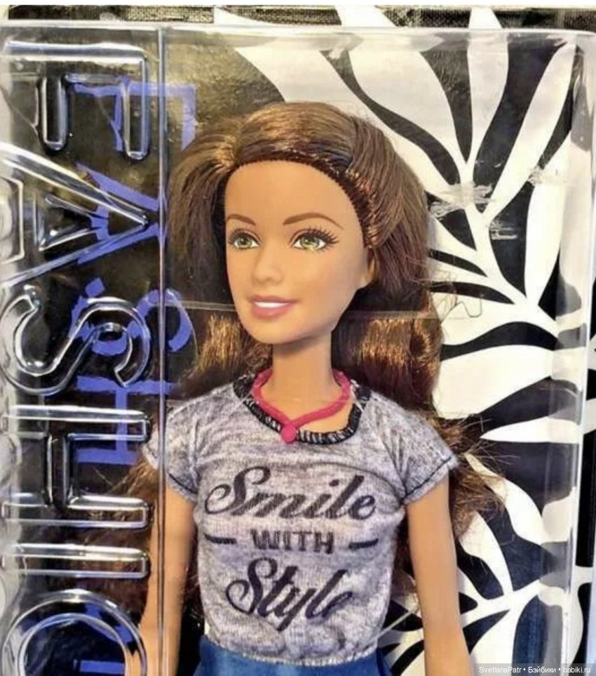 Моя новенькая, Холли — Куклы Barbie (Барби): Looks (фото 3)
