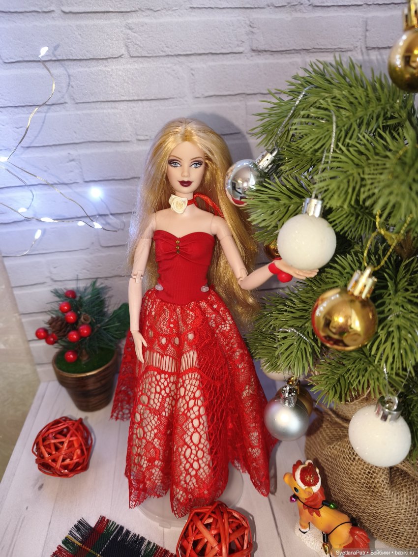 Поздравляю с Новым годом — Куклы Barbie (Барби): Looks (фото 5)