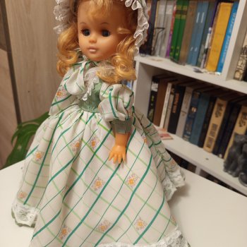 Кэти? Цветочница Анюта? Лизонька?