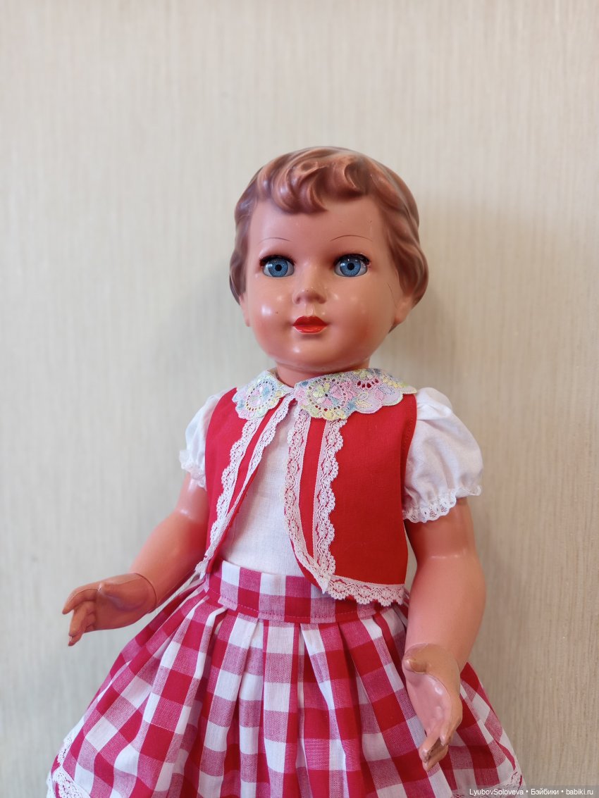 Играем по крупному | Бэйбики Играем по крупному — Коллекции игровых кукол (Playline): фото полок