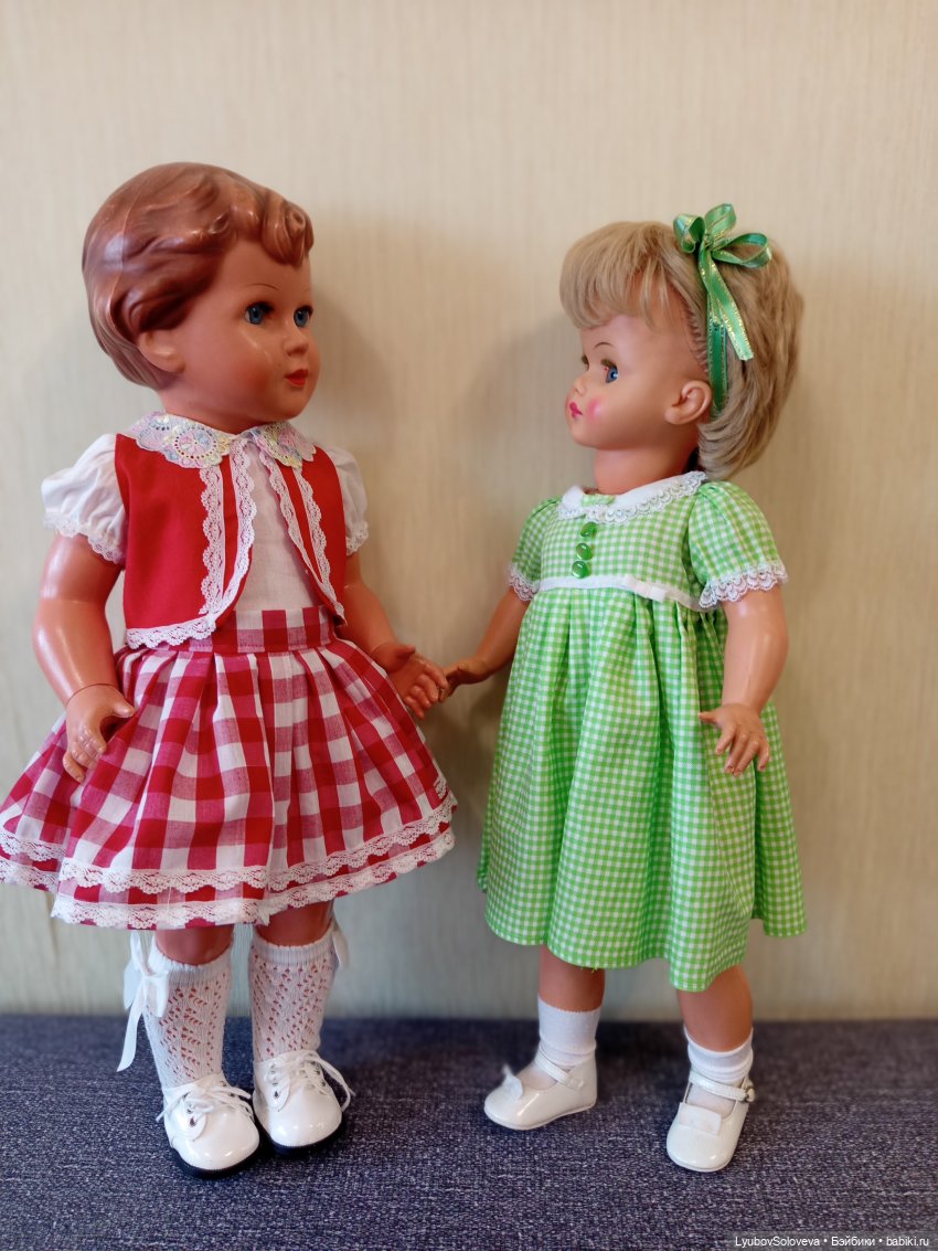 Играем по крупному | Бэйбики Играем по крупному — Коллекции игровых кукол (Playline): фото полок