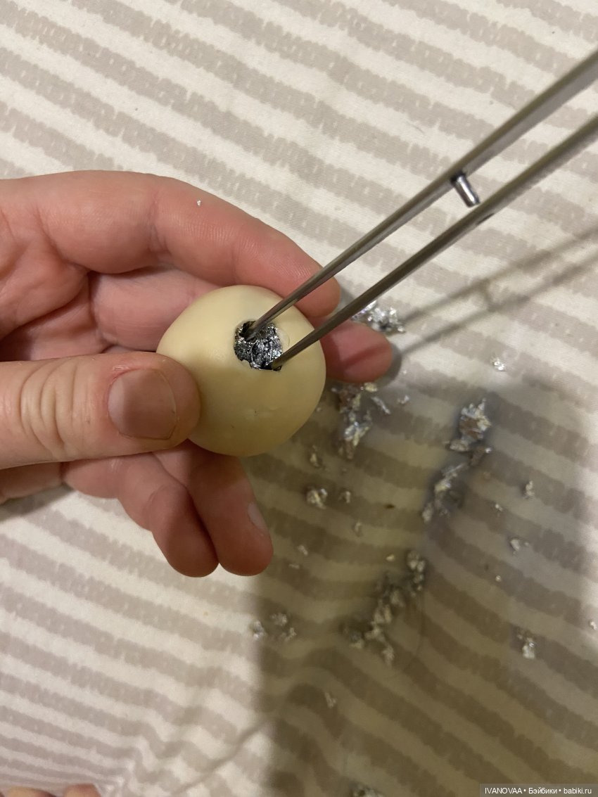 Создание шарнирной куклы. День 26. Передо мной в пакете Дикси лежит отрезанная голова (фото 3)