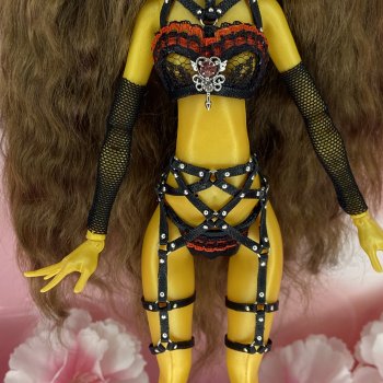 Наряд для Монстер хай