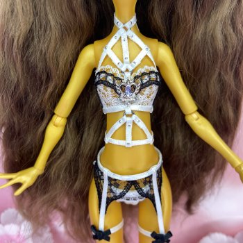 Наряд для Монстер Хай