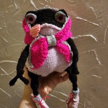 Красота пришла спасти мир и нанести помощь