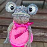 Лягушка Плюшка