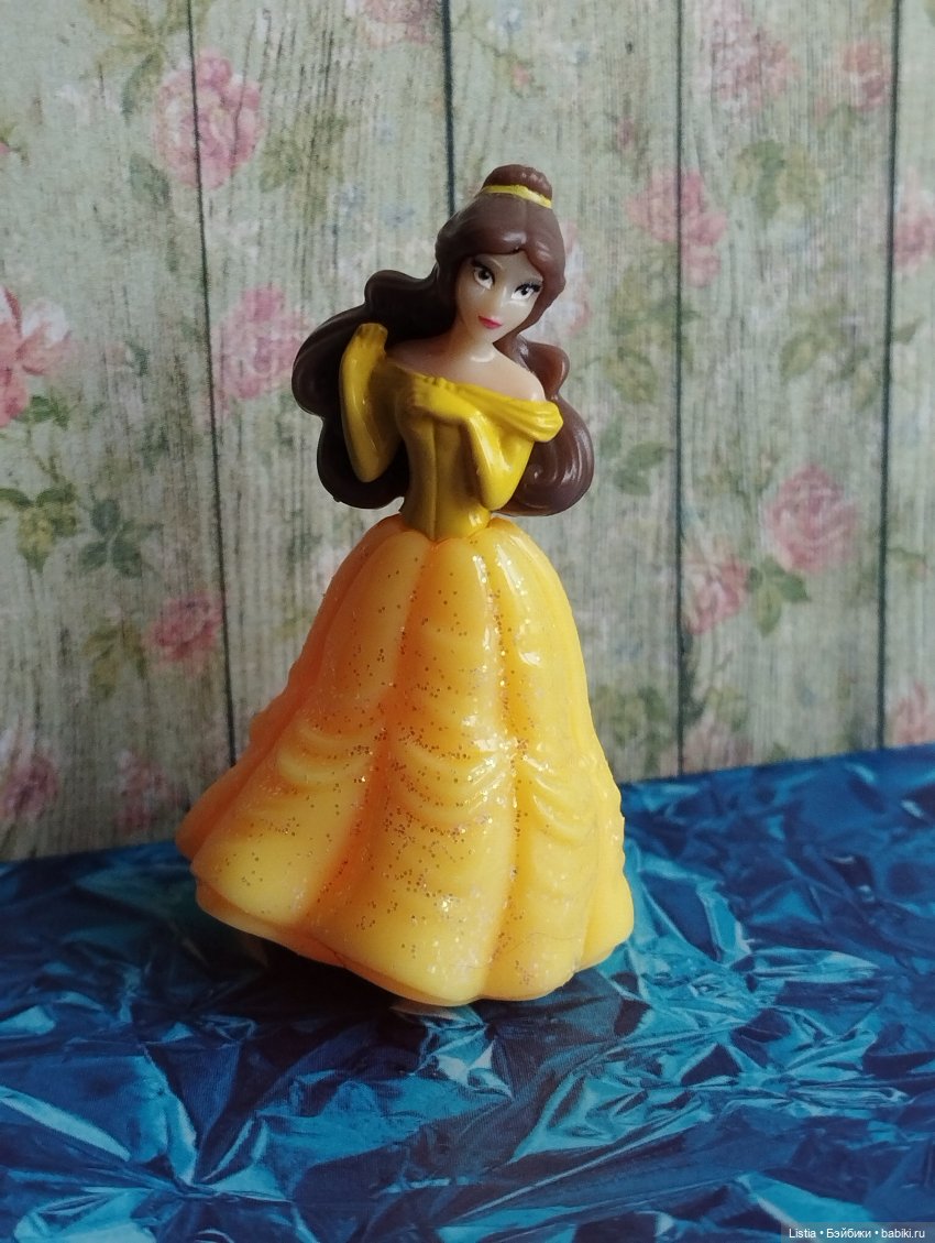 Принцессы из киндер-сюрпризов