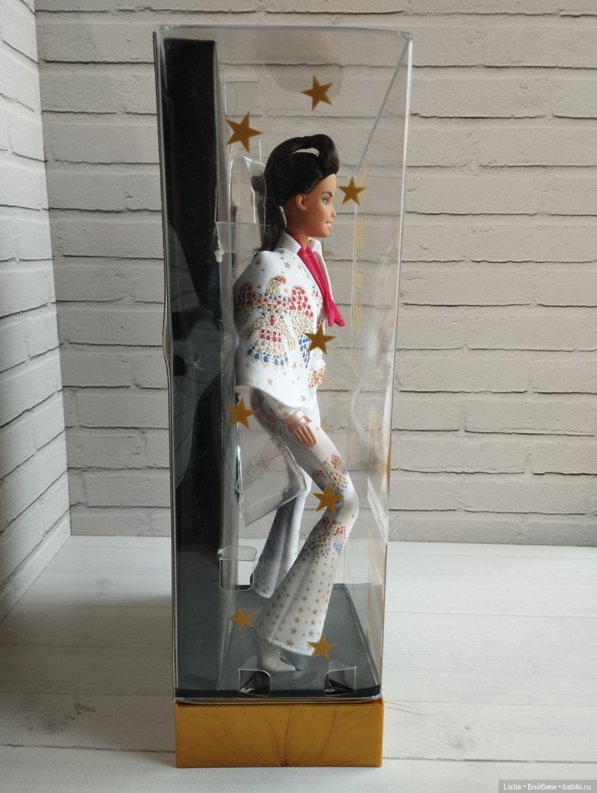 Обзор на Barbie Signature Elvis Presley Doll (GTJ95) 2021 (фото 4)