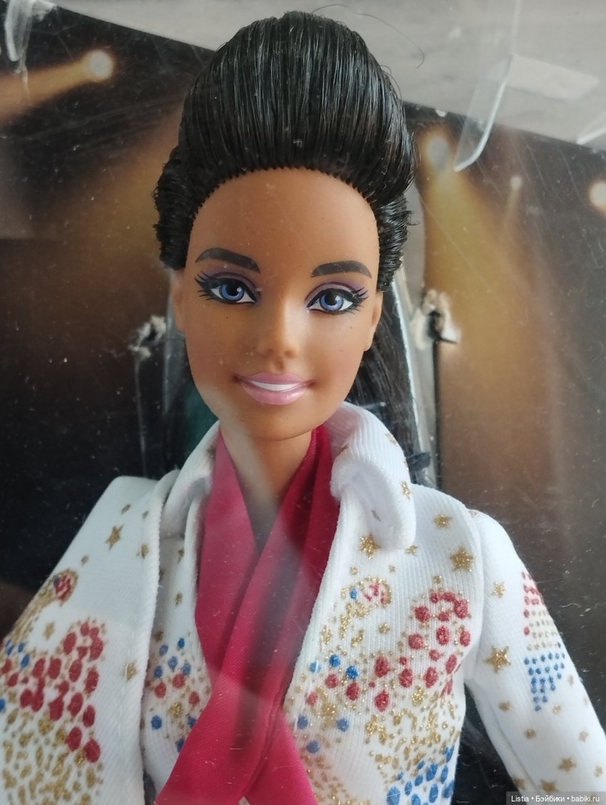 Обзор на Barbie Signature Elvis Presley Doll (GTJ95) 2021 (фото 3)