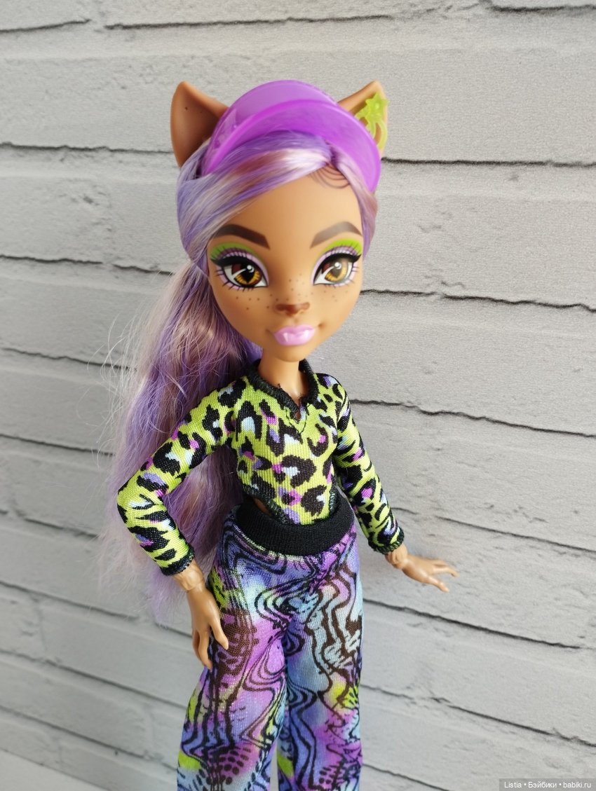 Пляжная Клодин. Обзор на Monster High Scare-adise Island Clawdeen Wolf (2023) HRP67 (фото 10)