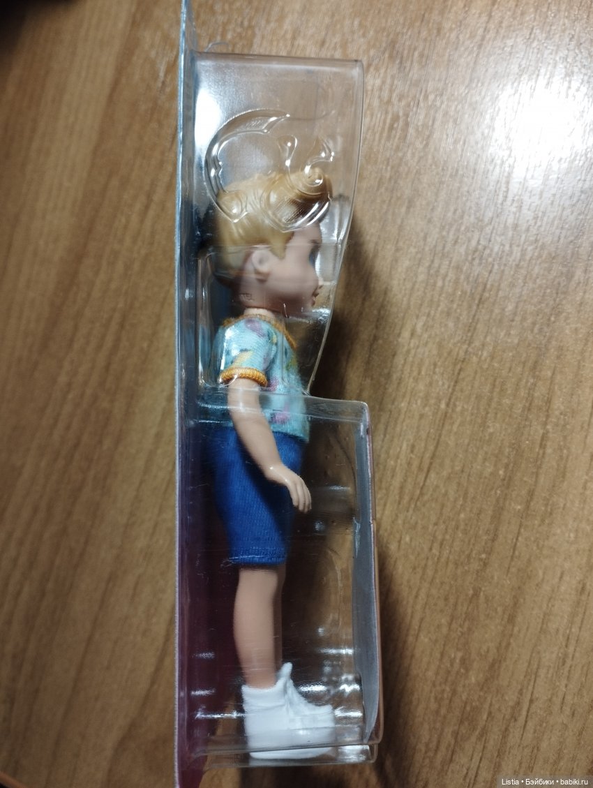 Мальчик Челси 2024 Barbie Chelsea Boy Doll w/ Dinosaur Shirt (HXM98) (фото 3)