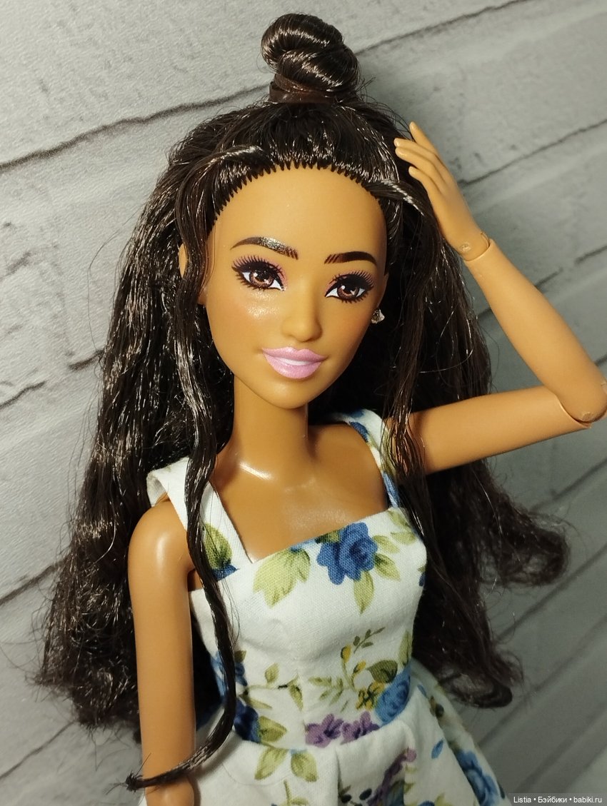 Обзор на Барби Делюкс №7 (Barbie Deluxe Style Blue Metallic Doll (JFP42) 2025)