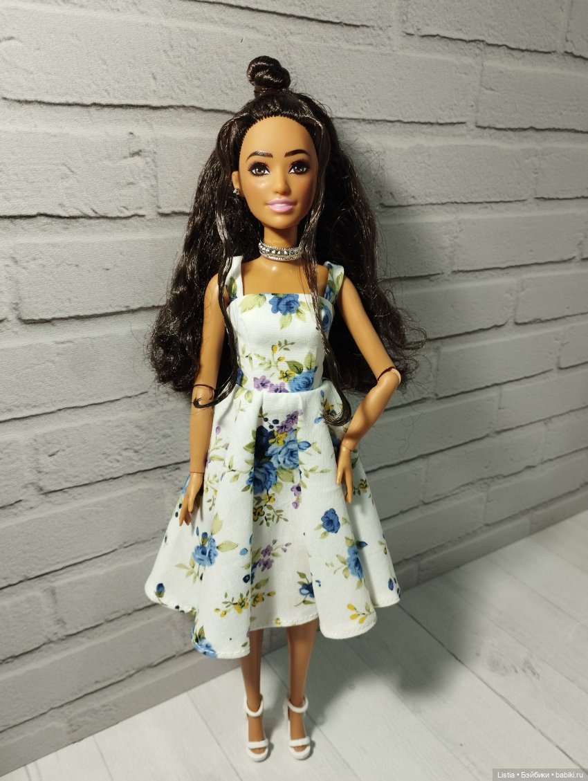 Обзор на Барби Делюкс №7 (Barbie Deluxe Style Blue Metallic Doll (JFP42) 2025)