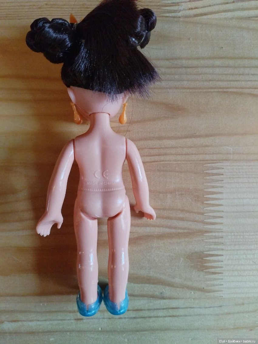 Распаковка и обзор мини версии царевны Дарьи (фото 7)