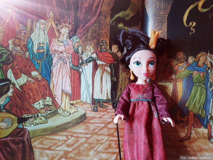 Распаковка и обзор мини версии царевны Дарьи