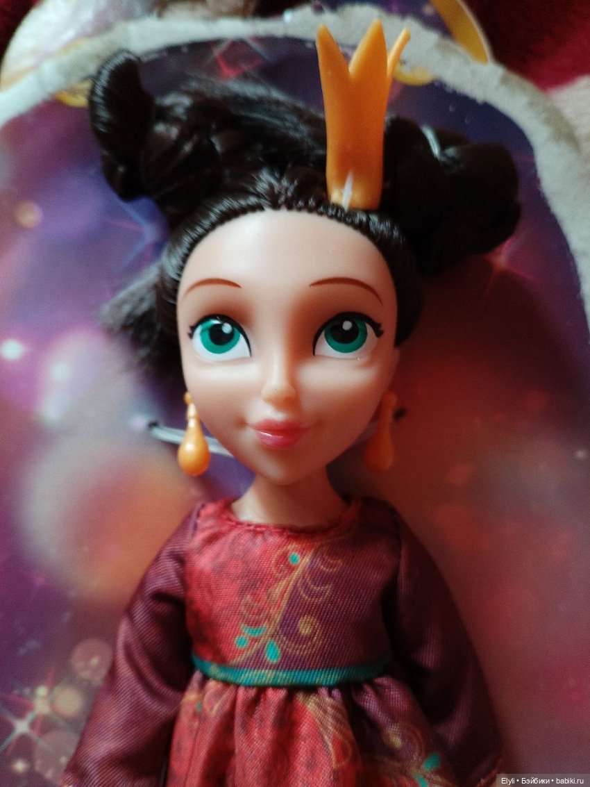 Распаковка и обзор мини версии царевны Дарьи (фото 4)