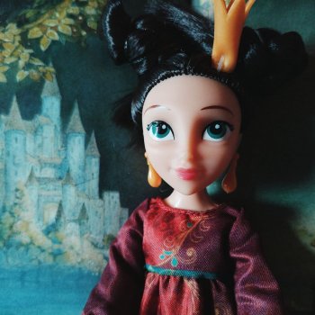 Распаковка и обзор мини версии царевны Дарьи