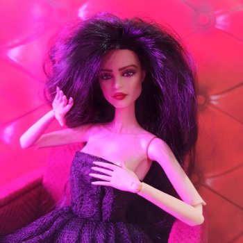 То ли ведьма, то ли фея