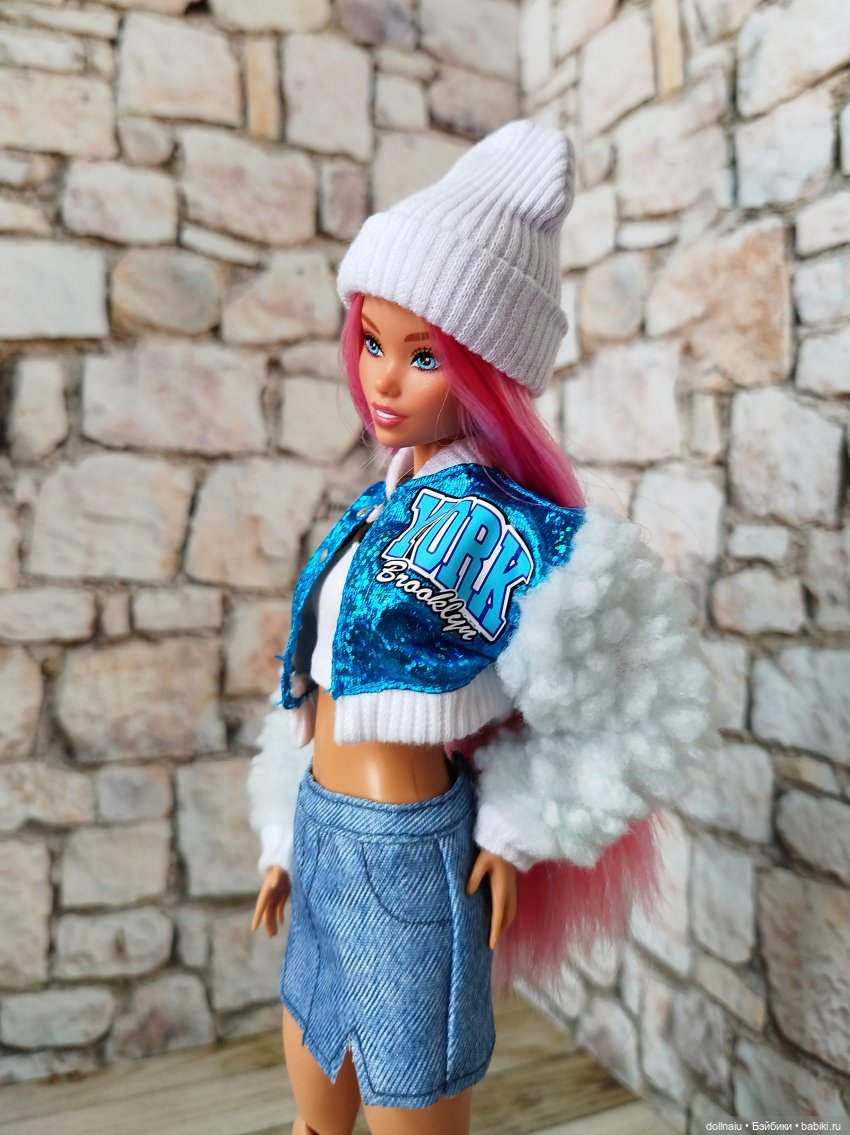 Barbie Dream Besties Brooklyn - девочка-праздник