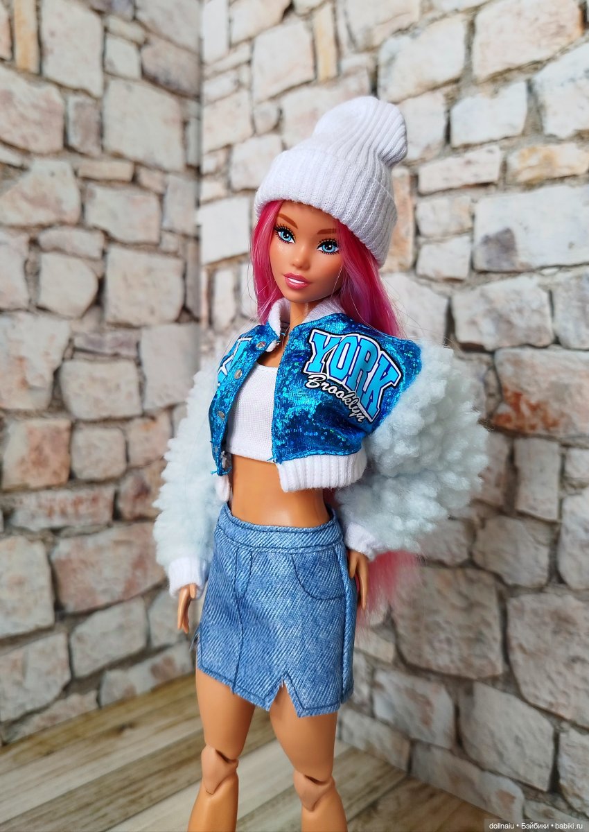 Barbie Dream Besties Brooklyn - девочка-праздник