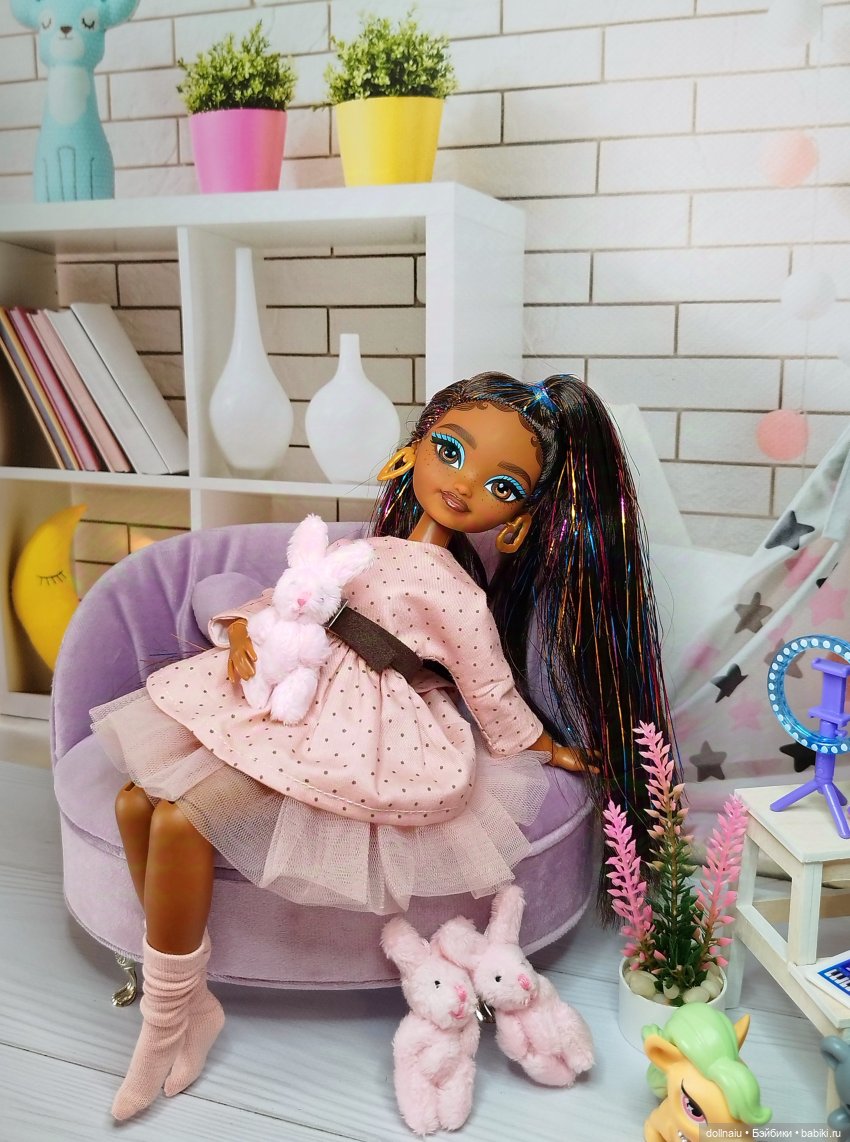 Barbie Dream Besties Brooklyn - девочка-праздник