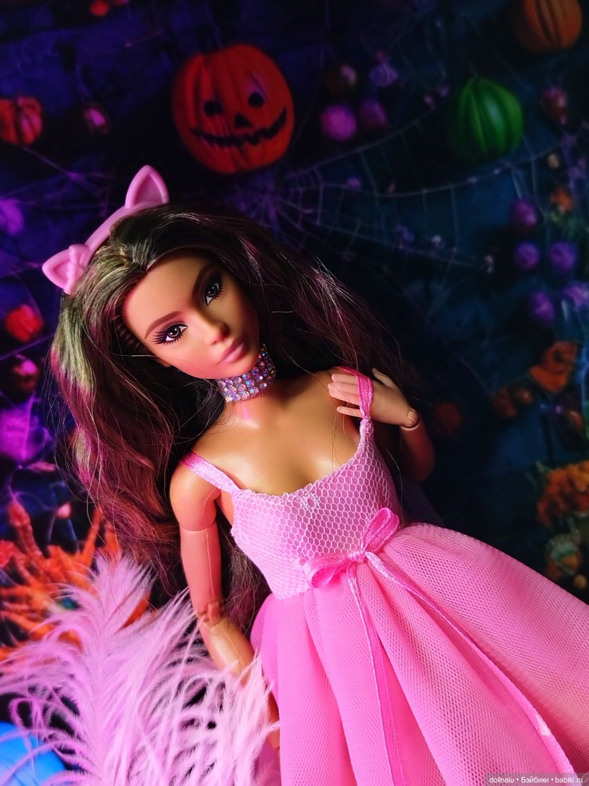 Хэллоуин-пати — Куклы Barbie (Барби): Looks