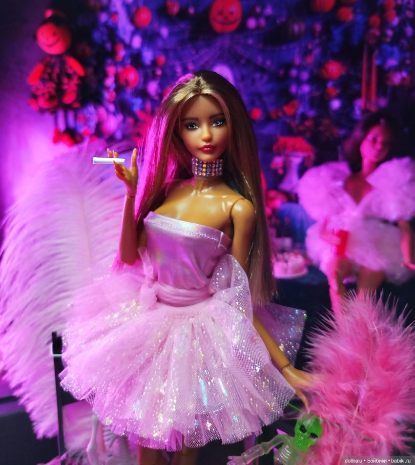Хэллоуин-пати — Куклы Barbie (Барби): Looks