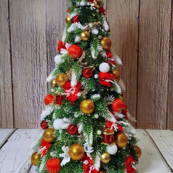 Елочка для кукол