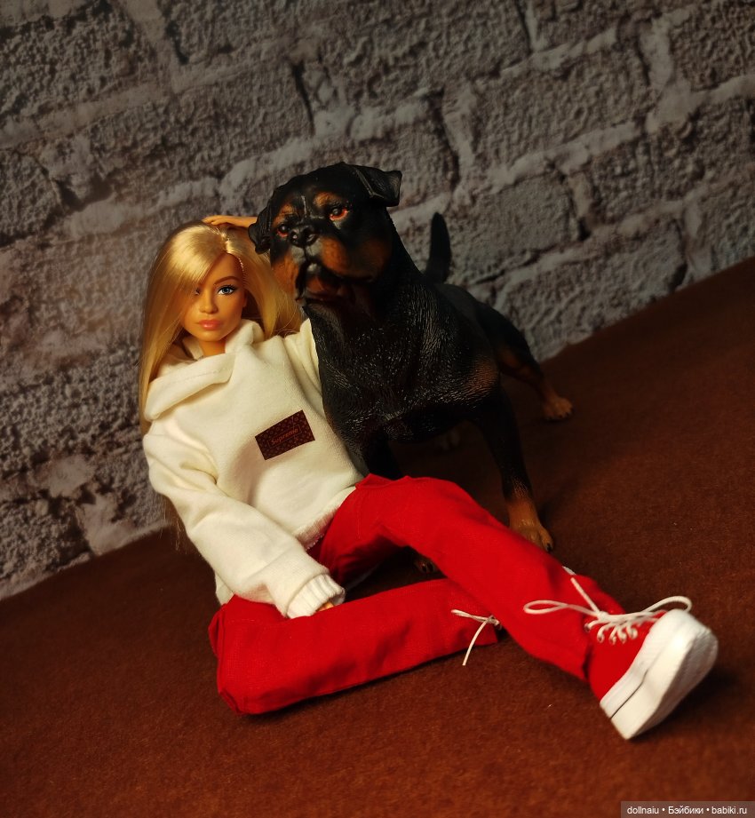 Куклопитомцы — Куклы Barbie (Барби): Looks (фото 2)