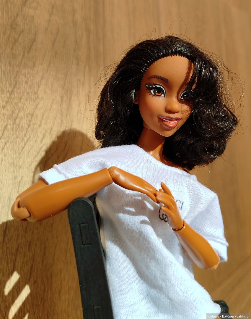 Тиана со своей фанаткой — Куклы Disney Animators и Принцессы Диснея: Disney Store (фото 10)