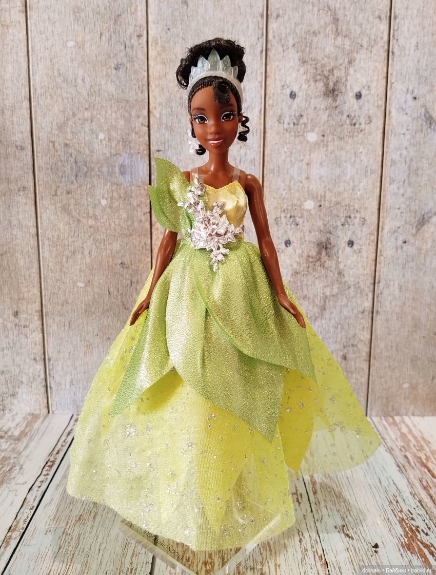 Тиана со своей фанаткой — Куклы Disney Animators и Принцессы Диснея: Disney Store (фото 2)