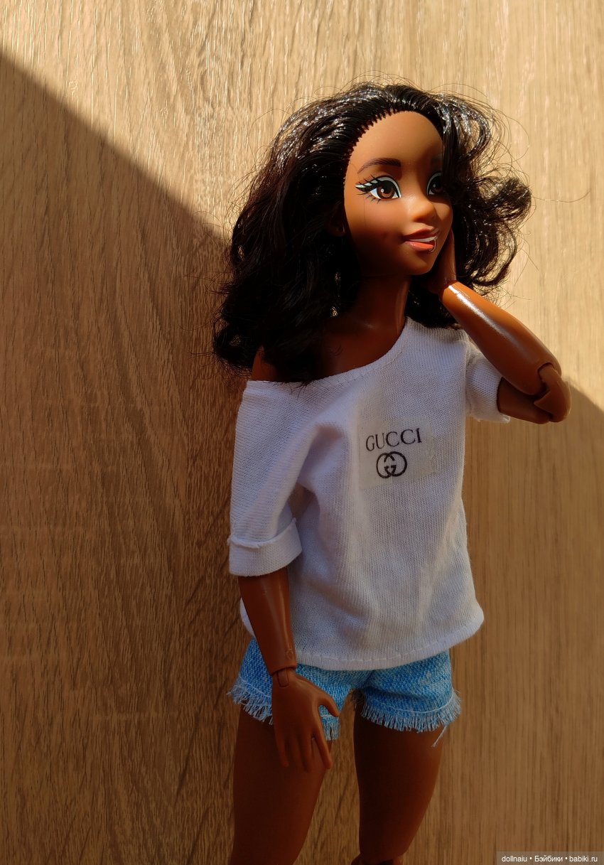 Тиана со своей фанаткой — Куклы Disney Animators и Принцессы Диснея: Disney Store