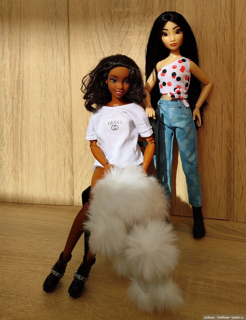 Тиана со своей фанаткой — Куклы Disney Animators и Принцессы Диснея: Disney Store